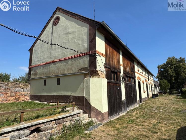 Продажа семейного дома Velečín č. 5