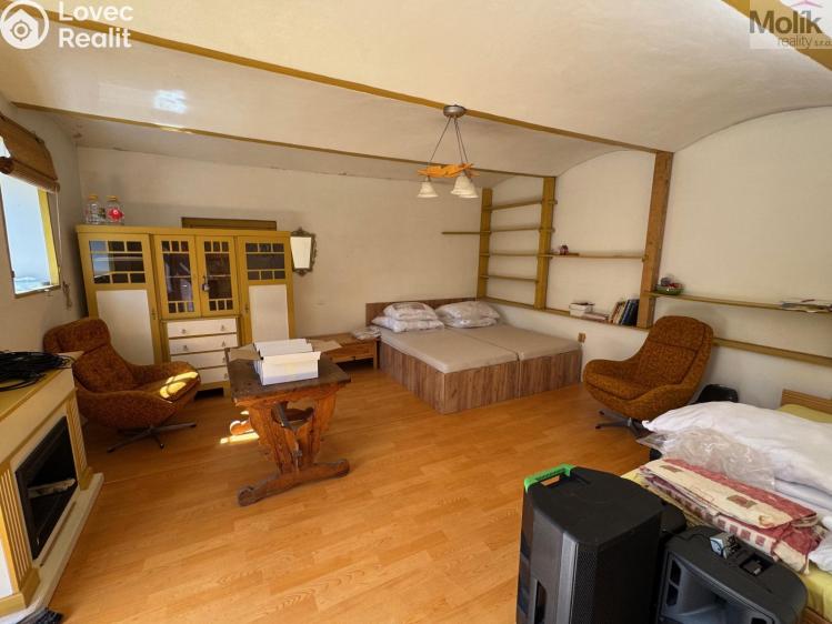 Продажа семейного дома Velečín č. 32