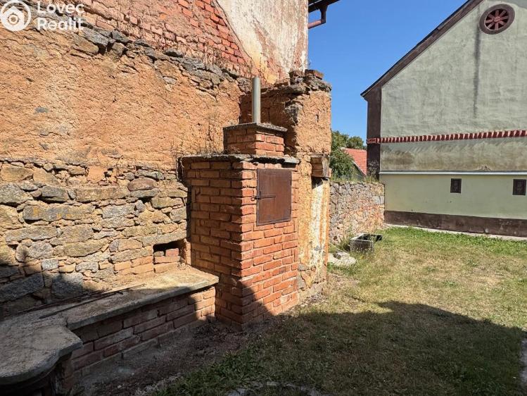 Продажа семейного дома Velečín č. 35