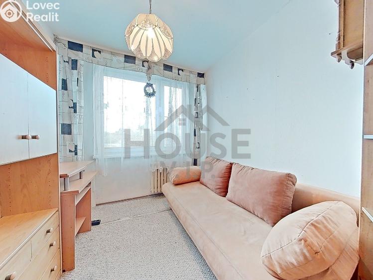 Sale apartment 4+1 Praha č. 8