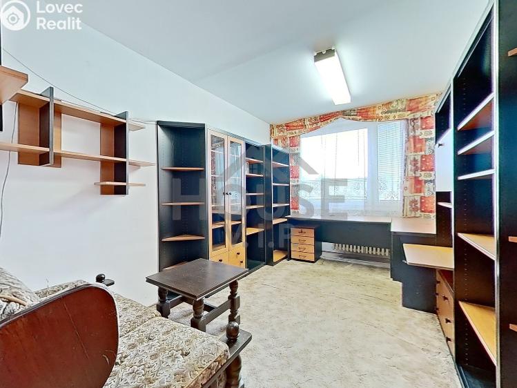 Sale apartment 4+1 Praha č. 9