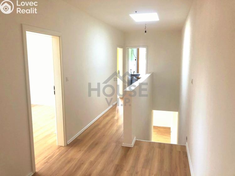 Продажа семейного дома Unhošť, Na Čeperce č. 7