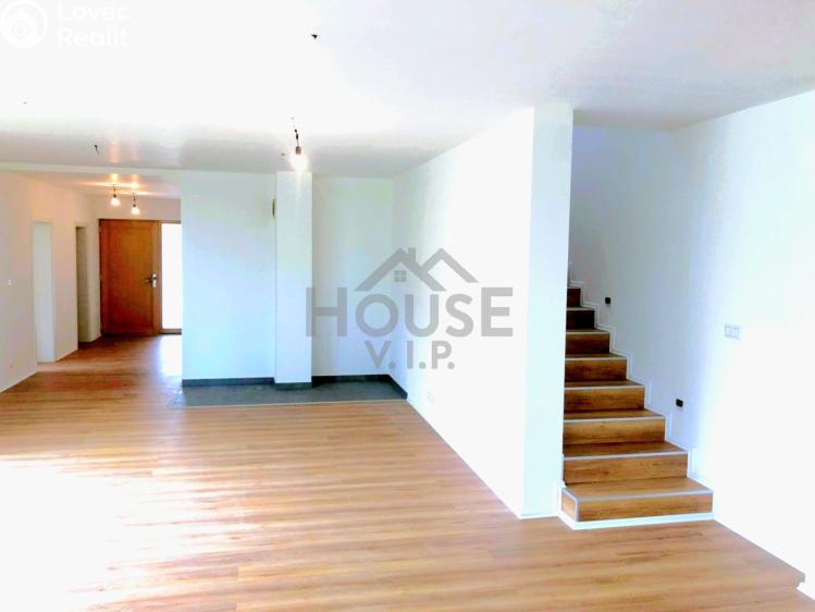 Продажа семейного дома Unhošť, Na Čeperce č. 8