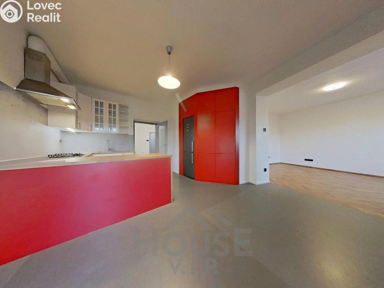 Prodej bytu 2+1 Praha č. 13