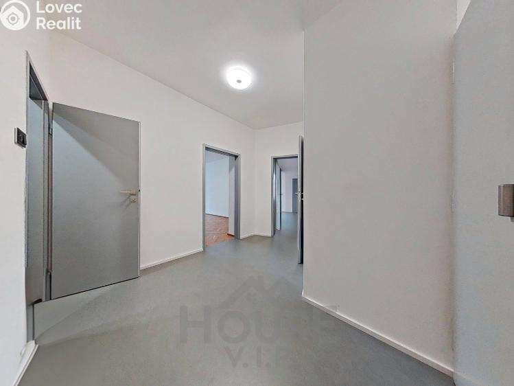 Prodej bytu 2+1 Praha č. 22