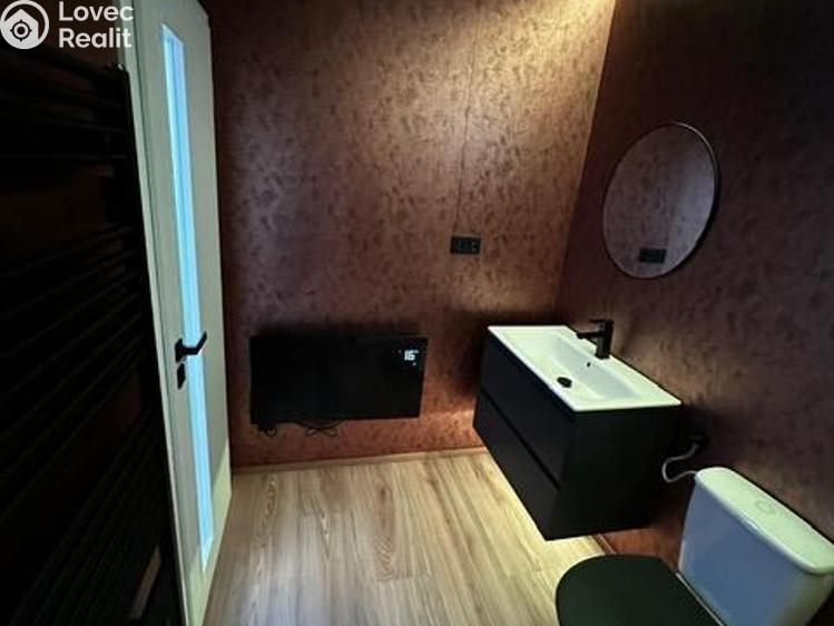 Продажа специфического типа недвижимости Praha, Betlémské náměstí č. 3