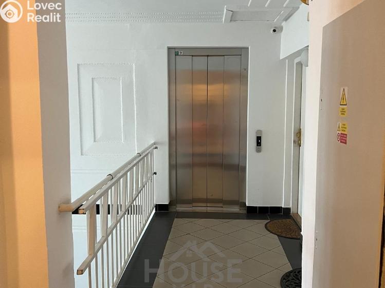 Sale apartment 2+KK Praha č. 9