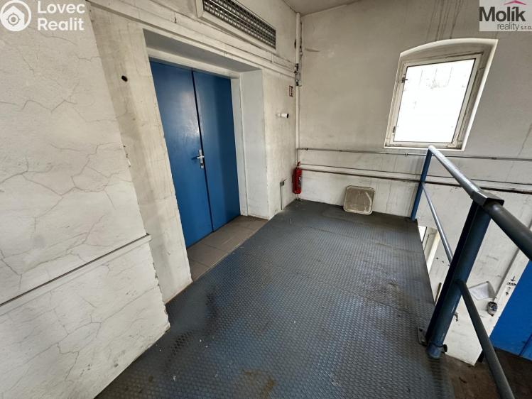 Prodej výrobní haly Hrob č. 18