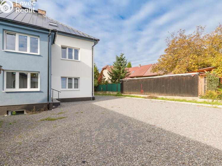 Sale multi-gen house Tuklaty, Na Rafandě č. 6