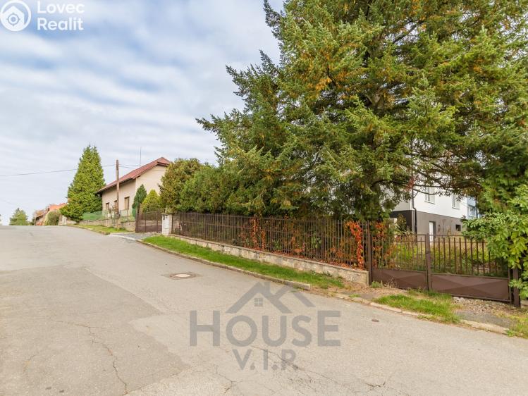 Sale multi-gen house Tuklaty, Na Rafandě č. 31