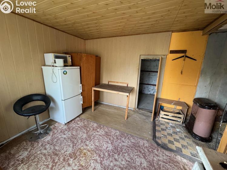 Sale hut Litvínov č. 14