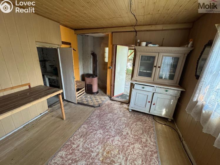 Sale hut Litvínov č. 15