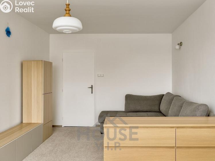 Prodej bytu 3+1 Praha, Prosecká č. 5