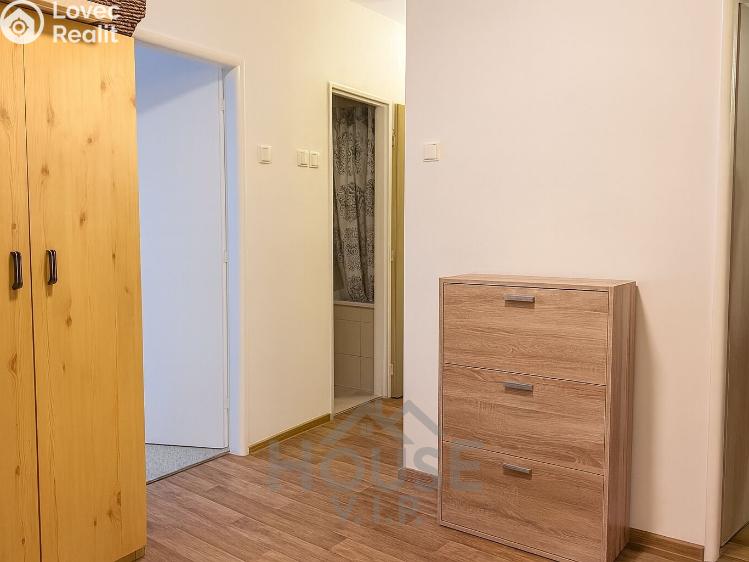 Prodej bytu 3+1 Praha, Prosecká č. 9