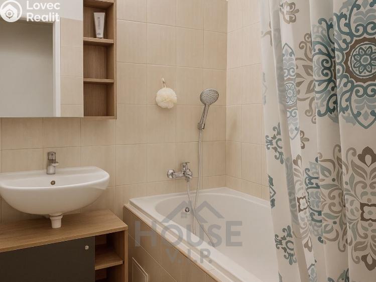 Prodej bytu 3+1 Praha, Prosecká č. 10