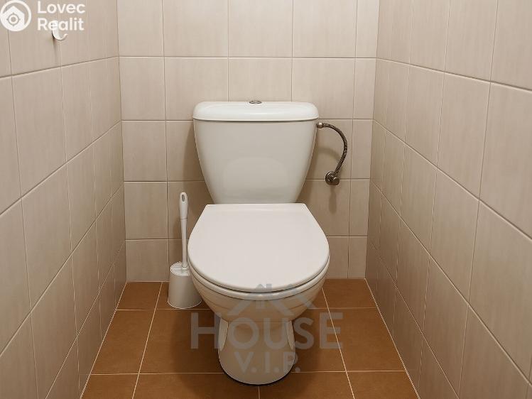 Prodej bytu 3+1 Praha, Prosecká č. 11