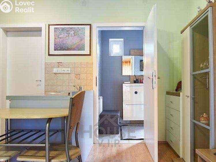 Продажа семейного дома Jenštejn, Hradní č. 3