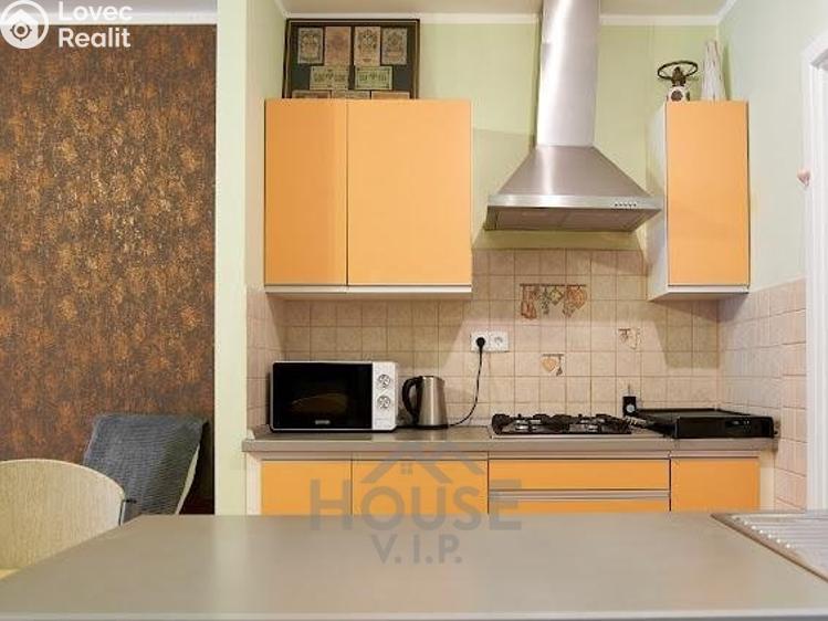 Продажа семейного дома Jenštejn, Hradní č. 6