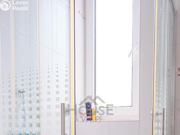 Продажа семейного дома Jenštejn, Hradní č. 17