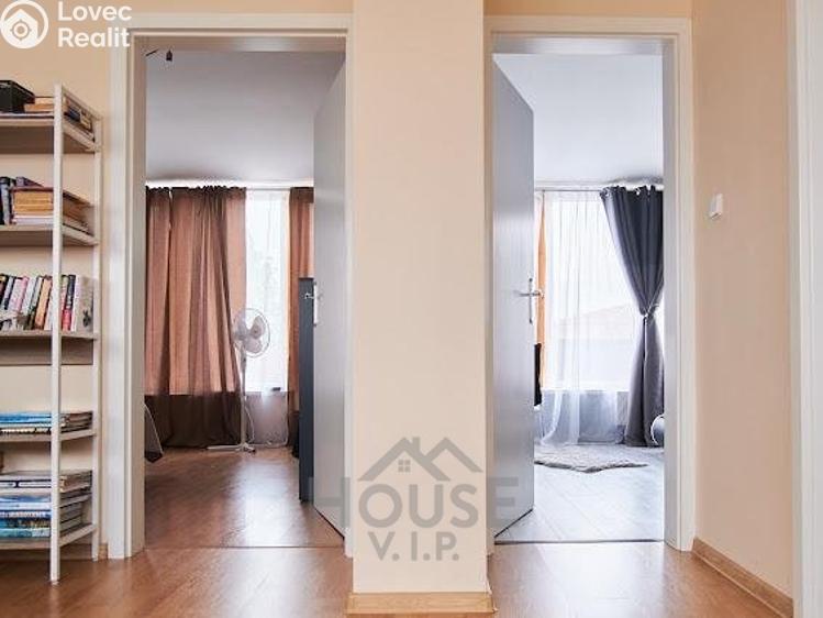 Продажа семейного дома Jenštejn, Hradní č. 20