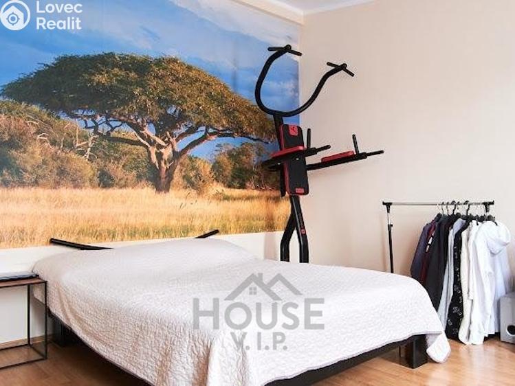 Продажа семейного дома Jenštejn, Hradní č. 22