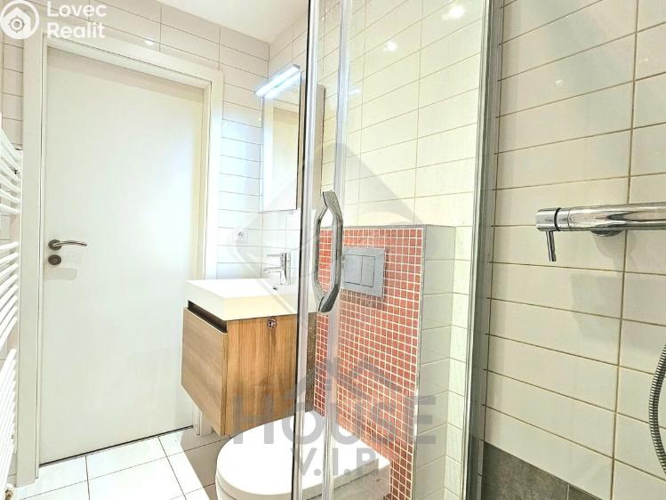 Продажа квартиры 1+KK Praha, V Zámcích č. 8