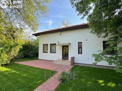 Продаж сімейного будинку Praha, Bělehradská č. 3