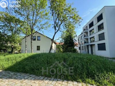 Продаж сімейного будинку Praha, Bělehradská č. 7