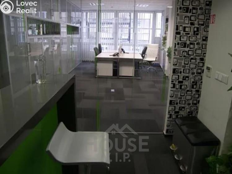 Prodej kanceláře Praha, Pod pramenem č. 10