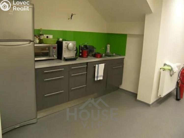 Prodej kanceláře Praha, Pod pramenem č. 13