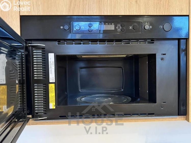 Pronájem bytu 1+KK Praha, Tyršova č. 9