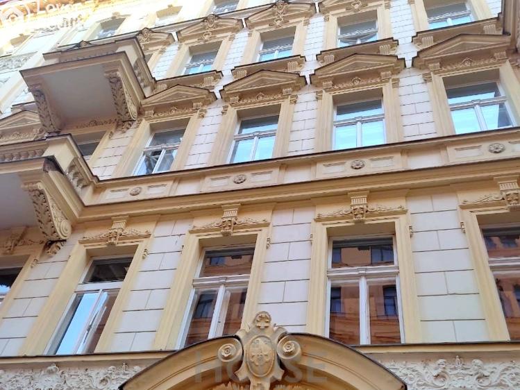 Pronájem bytu 1+KK Praha, Tyršova č. 11