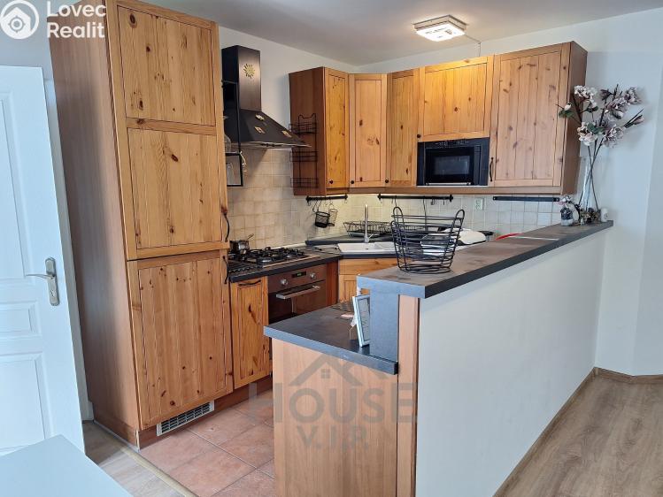 Pronájem bytu 4+KK Praha, Kazašská č. 3