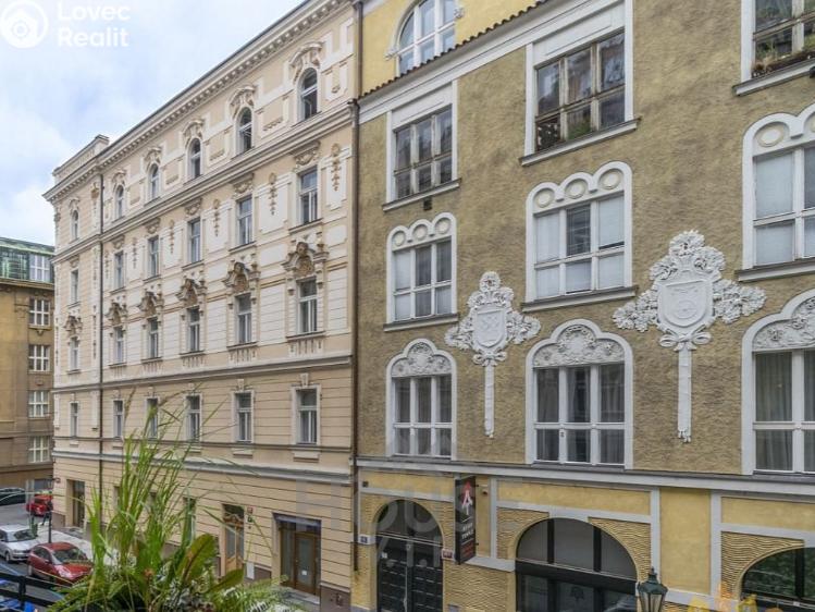 Prodej bytu 2+1 Praha, Bílkova č. 25