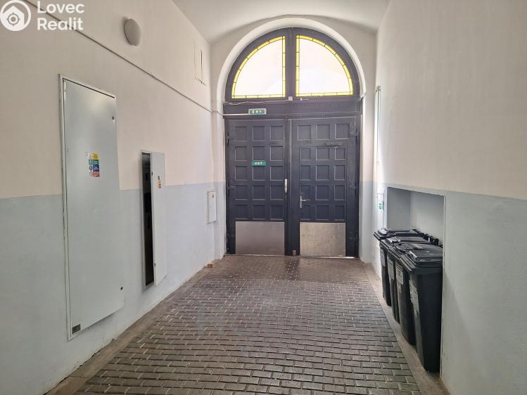 Prodej bytu 2+1 Praha, Bílkova č. 21