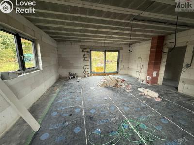 Sale family house Nové Mitrovice č. 6