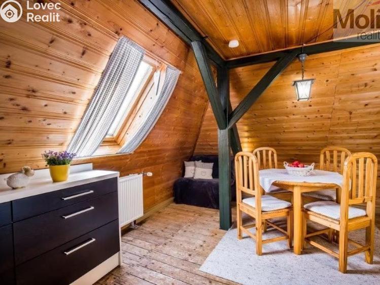 Sale multi-gen house Jonsdorf č. 7