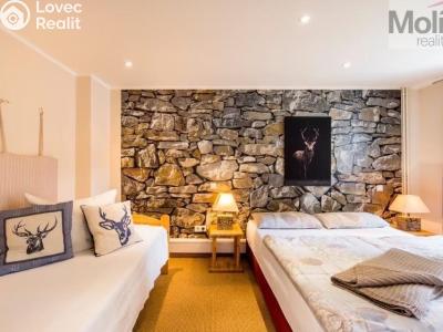 Sale multi-gen house Jonsdorf č. 5