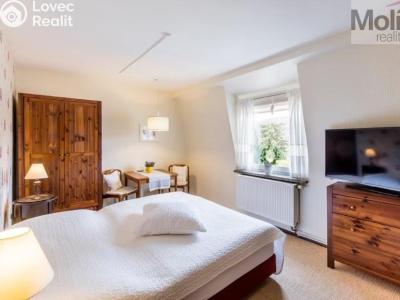 Sale multi-gen house Jonsdorf č. 6