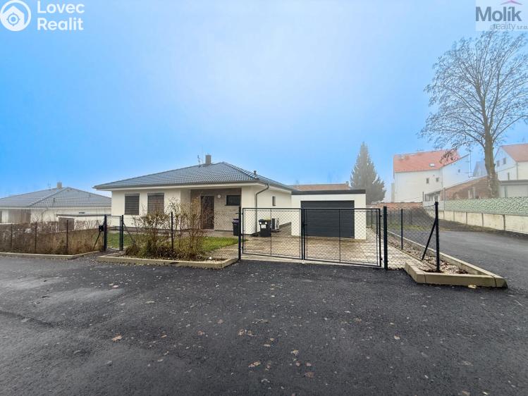 Rent family house Dubí, Zahradní 646 č. 28