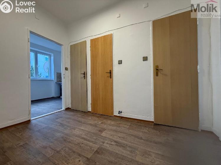 Rent apartment 2+1 Most, Vítězslava Nezvala č. 11