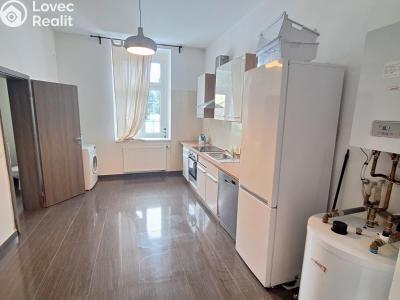 Продажа квартиры 3+1 Teplice, Zeyerovo náměstí č. 7