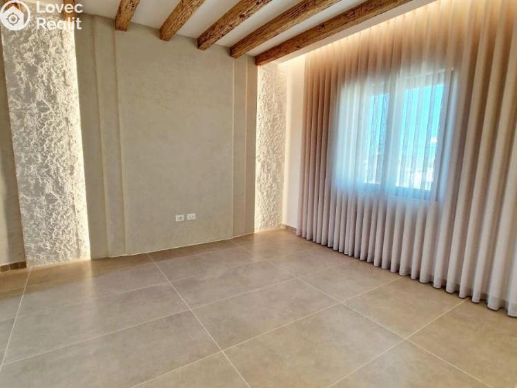 Sale villa Spille č. 15