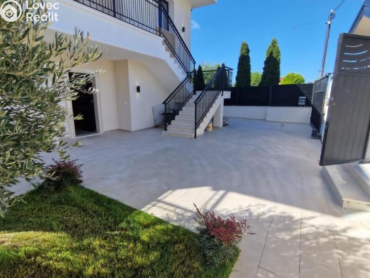 Sale villa Spille č. 24