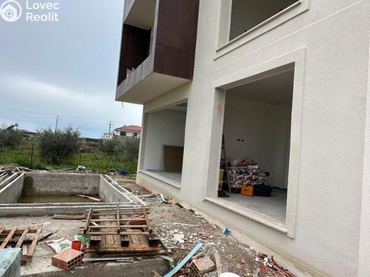 Sale villa Spille č. 5