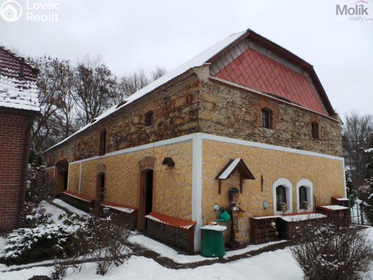 Sale family house Velemín č. 30