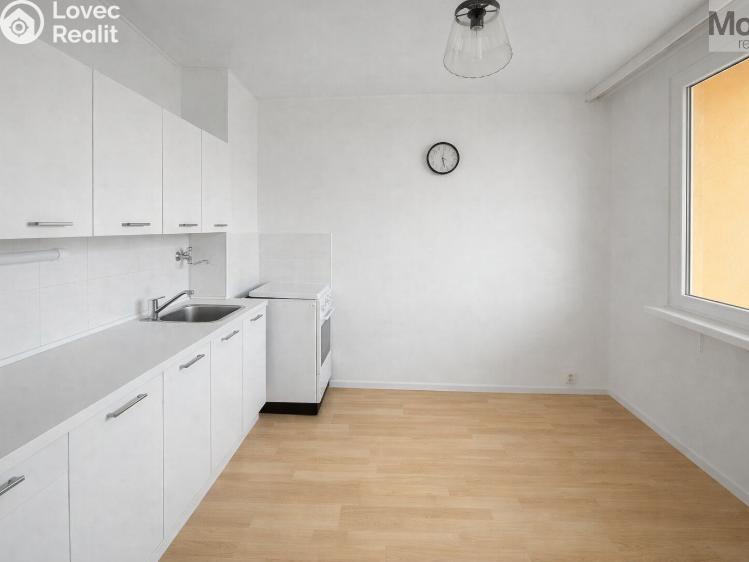 Rent apartment 2+1 Litvínov, Valdštejnská č. 1