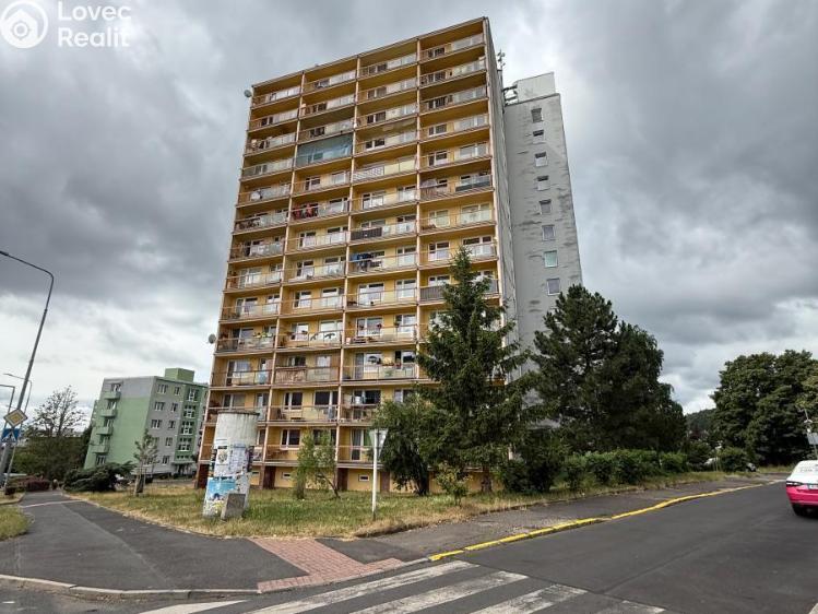 Rent apartment 2+1 Litvínov, Valdštejnská č. 5