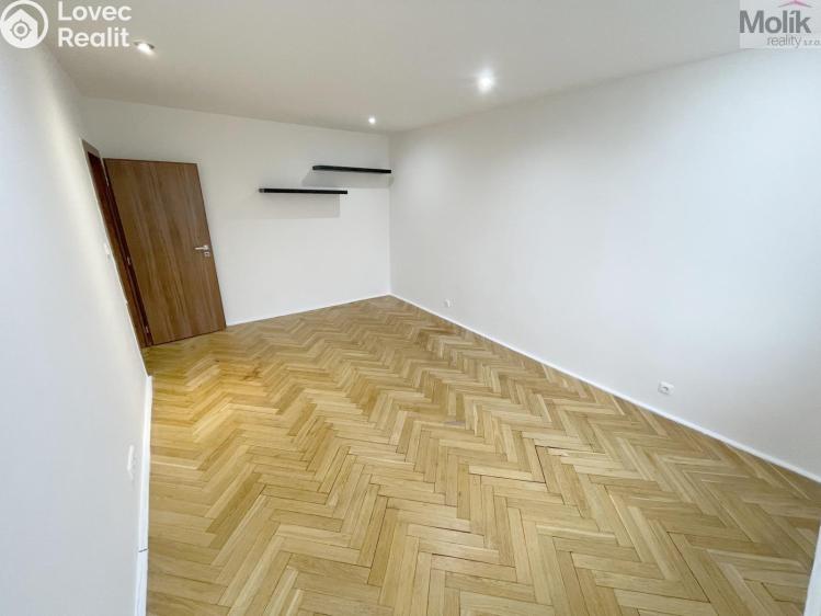 Rent apartment 2+1 Litvínov, Podkrušnohorská č. 8