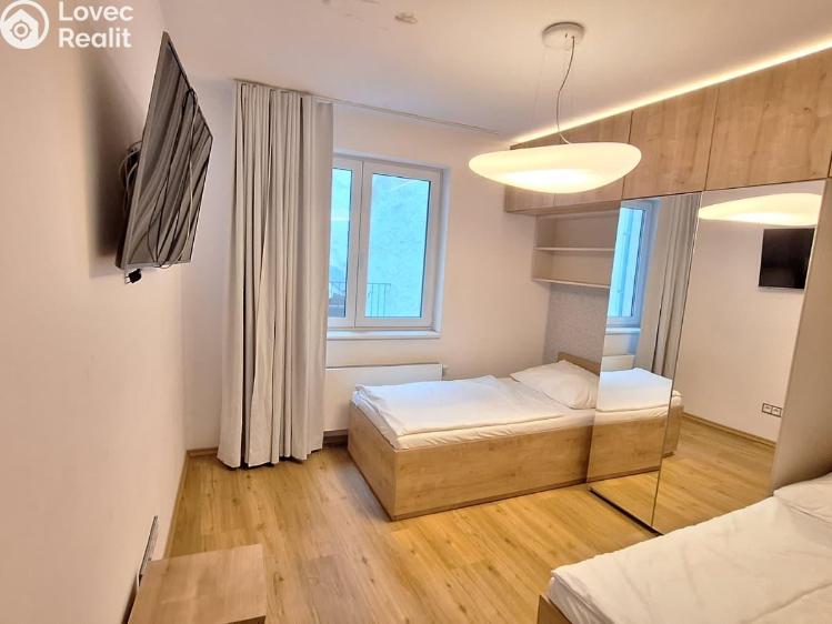 Prodej činžovního domu Teplice, Laubeho náměstí č. 7